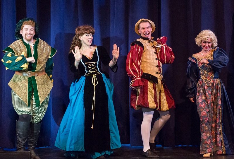 The leads of Kiss Me, Kate at the Candlelight: Scott Hurst Jr as Petruchio, Heather McClain as Kate, Bob Hoppe as Lucentio and Lisa Kay Carter as Bianca